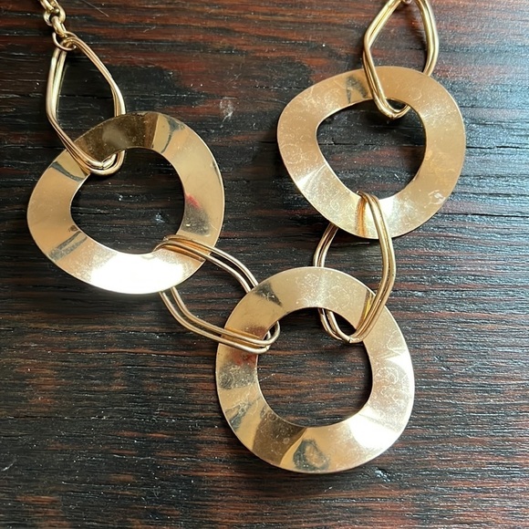 Vintage Gold Circle Necklace Gold tone Chain Necklace 18” with 3” extension - Picture 8 of 9